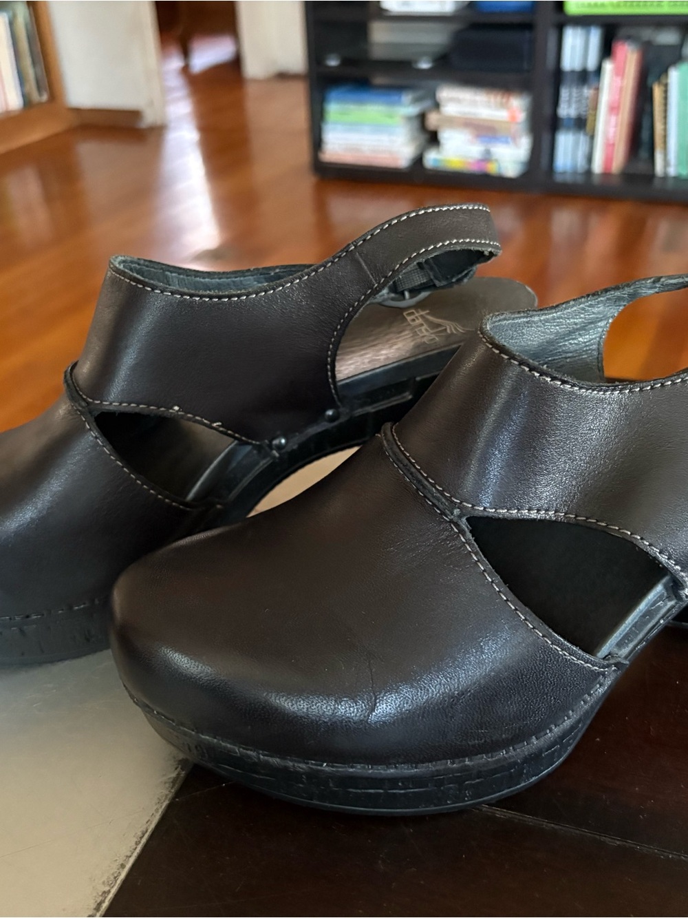 Dansko Riley Black Leather Platform Sling Back Clog 40 (9.5-10) EUG